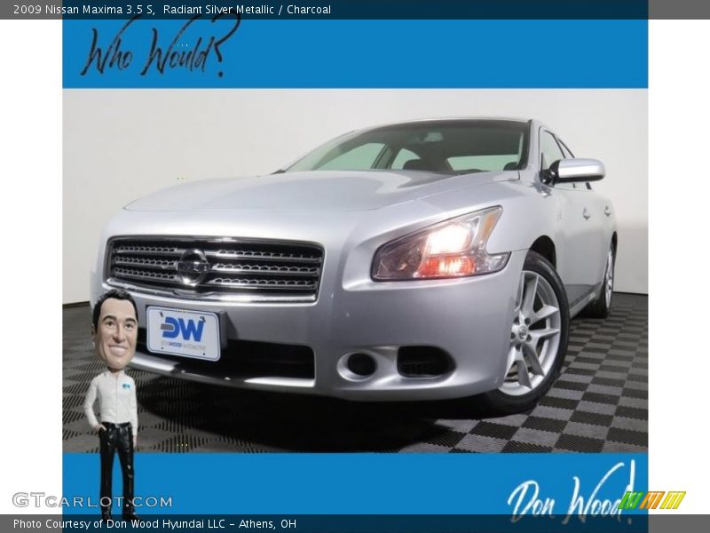 Radiant Silver Metallic / Charcoal 2009 Nissan Maxima 3.5 S