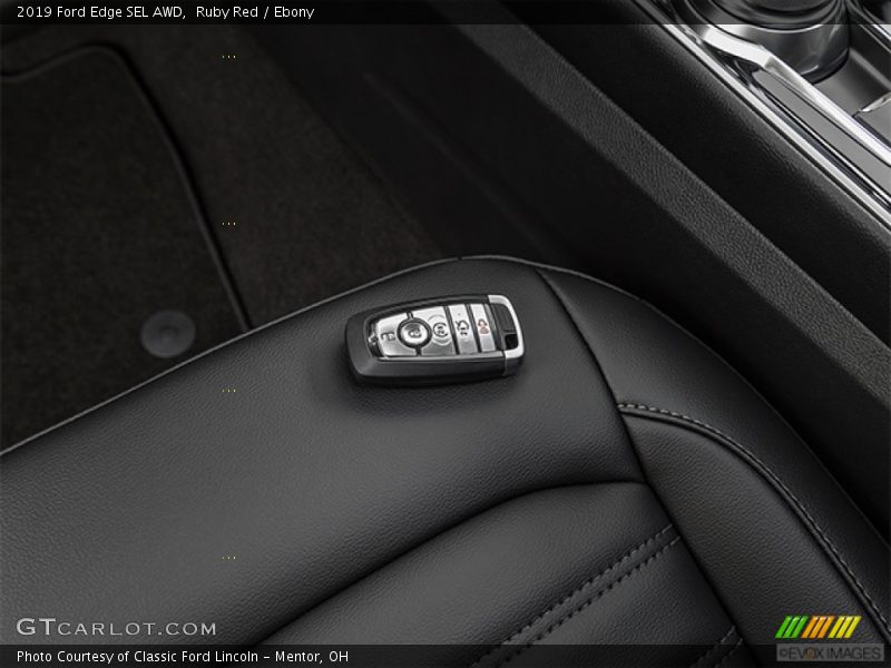 Ruby Red / Ebony 2019 Ford Edge SEL AWD