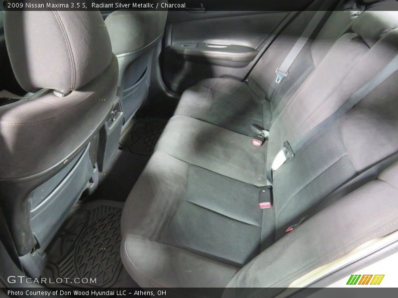 Radiant Silver Metallic / Charcoal 2009 Nissan Maxima 3.5 S