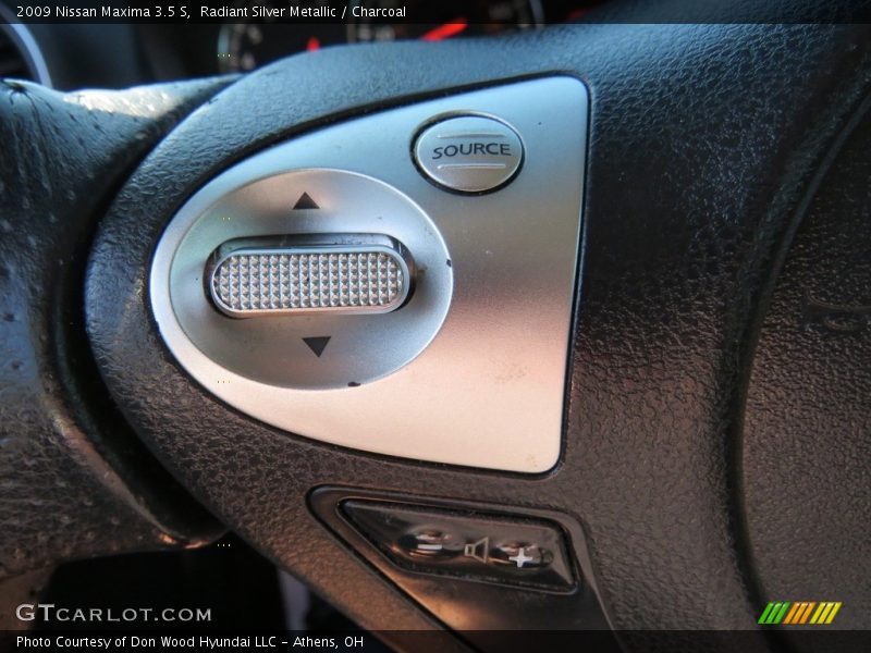 Radiant Silver Metallic / Charcoal 2009 Nissan Maxima 3.5 S