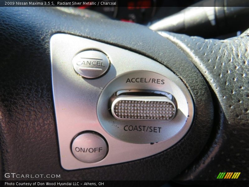 Radiant Silver Metallic / Charcoal 2009 Nissan Maxima 3.5 S