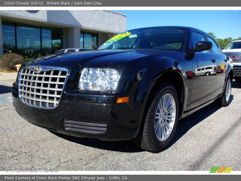 Brilliant Black / Dark Slate Gray 2009 Chrysler 300 LX