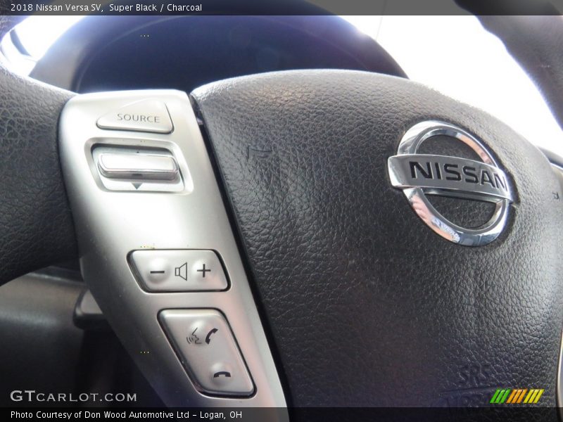 Super Black / Charcoal 2018 Nissan Versa SV