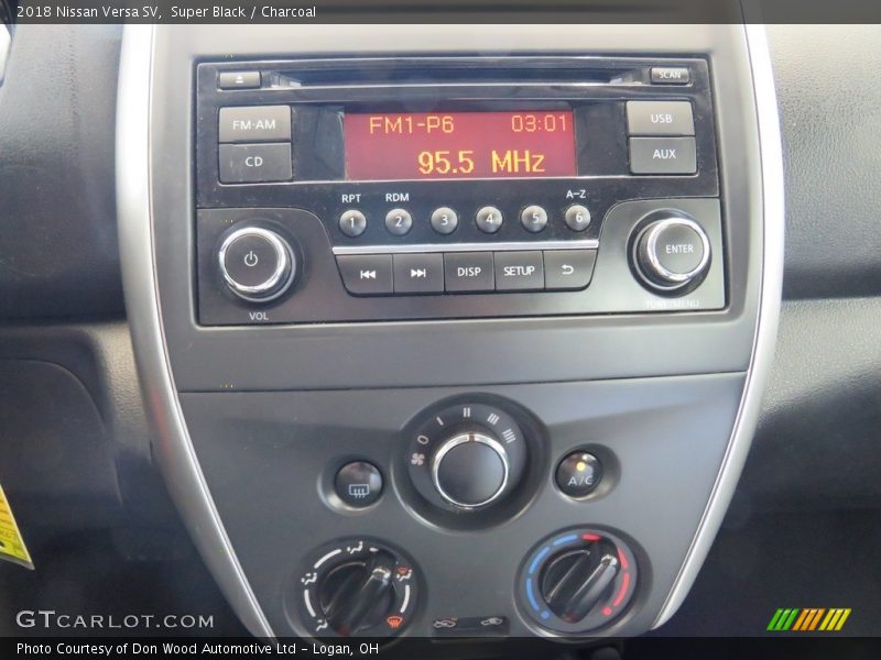 Super Black / Charcoal 2018 Nissan Versa SV