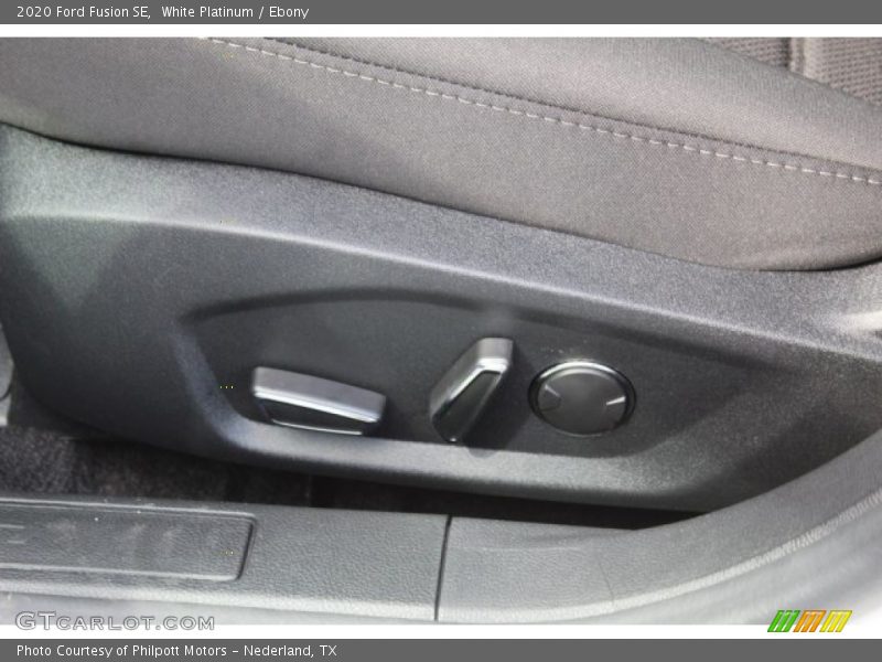 White Platinum / Ebony 2020 Ford Fusion SE