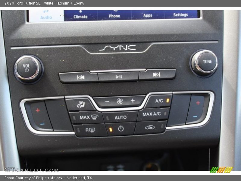 Controls of 2020 Fusion SE
