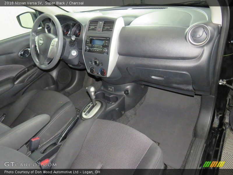 Super Black / Charcoal 2018 Nissan Versa SV