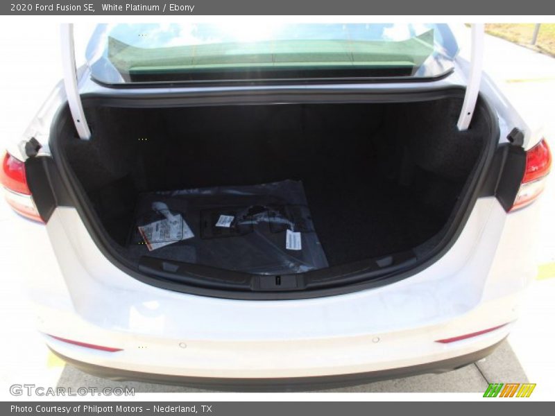 White Platinum / Ebony 2020 Ford Fusion SE