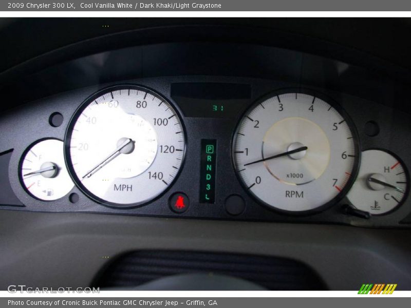 Cool Vanilla White / Dark Khaki/Light Graystone 2009 Chrysler 300 LX