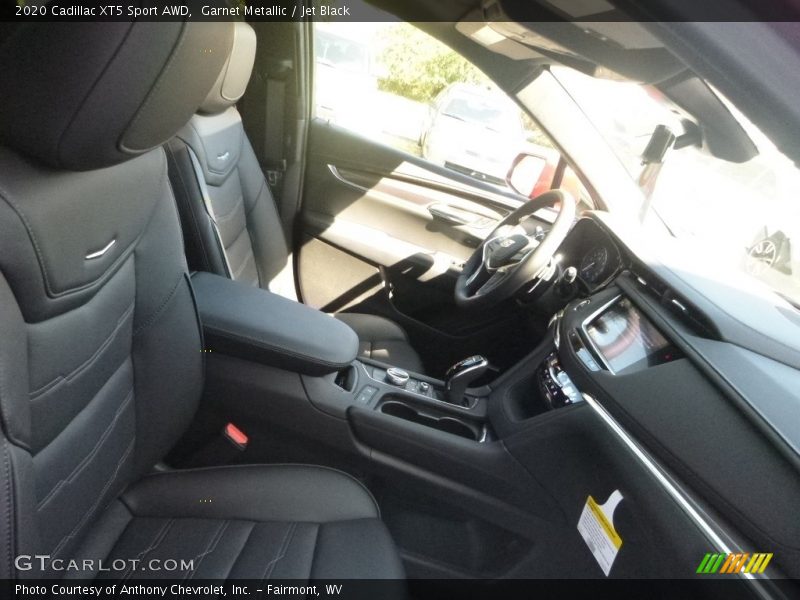Garnet Metallic / Jet Black 2020 Cadillac XT5 Sport AWD