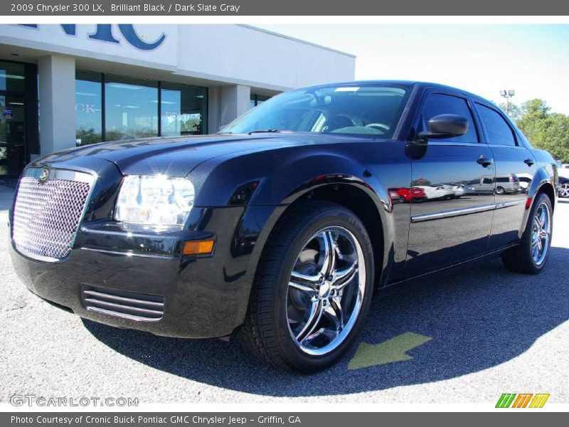 Brilliant Black / Dark Slate Gray 2009 Chrysler 300 LX