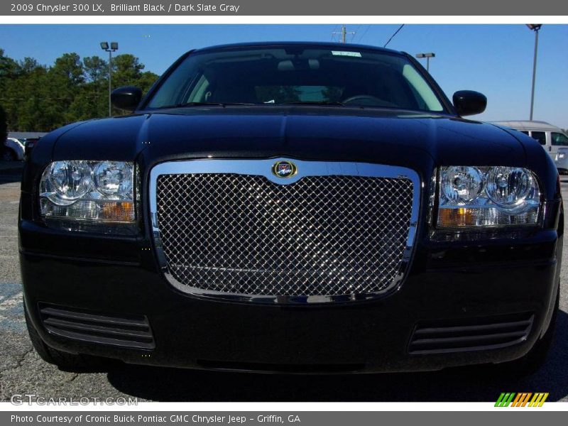 Brilliant Black / Dark Slate Gray 2009 Chrysler 300 LX