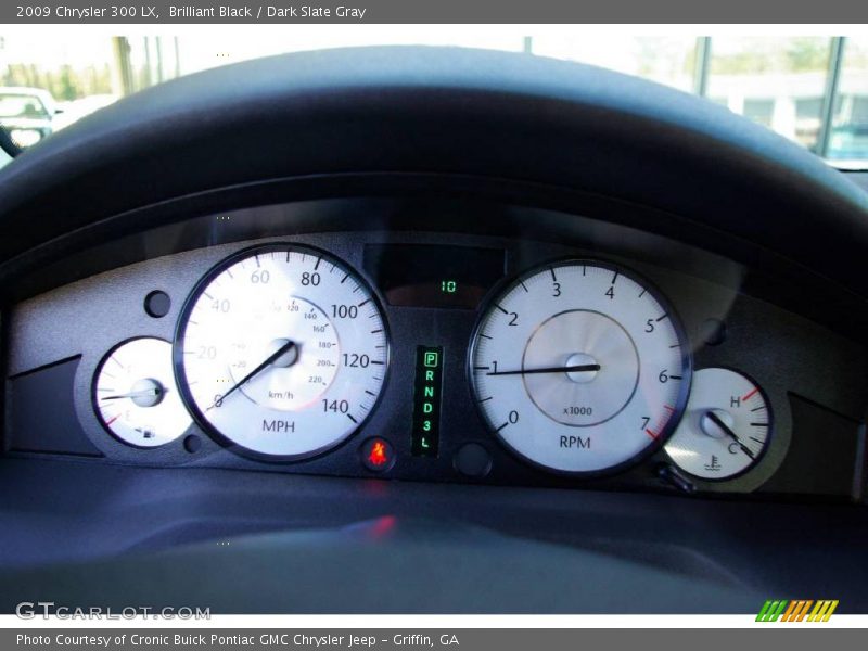 Brilliant Black / Dark Slate Gray 2009 Chrysler 300 LX
