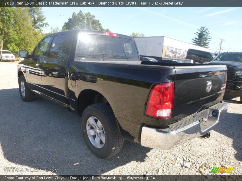 Diamond Black Crystal Pearl / Black/Diesel Gray 2019 Ram 1500 Classic Tradesman Crew Cab 4x4
