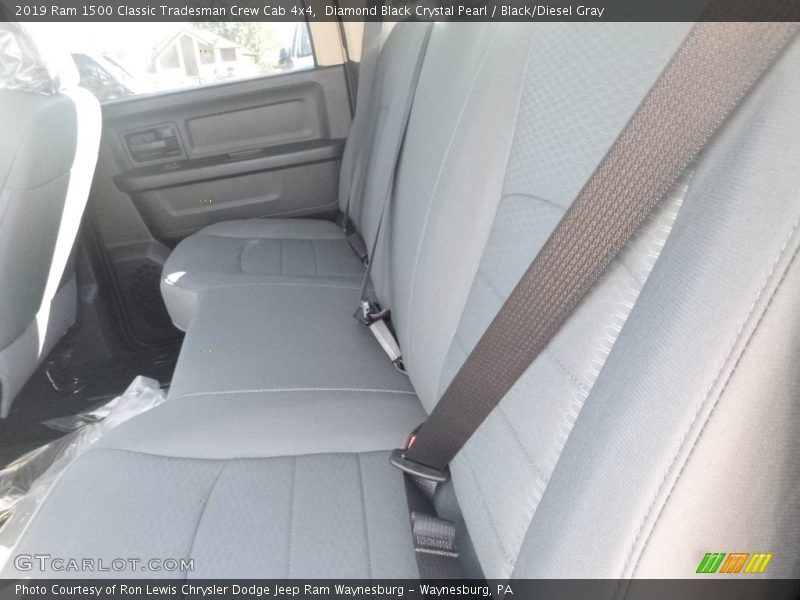 Diamond Black Crystal Pearl / Black/Diesel Gray 2019 Ram 1500 Classic Tradesman Crew Cab 4x4