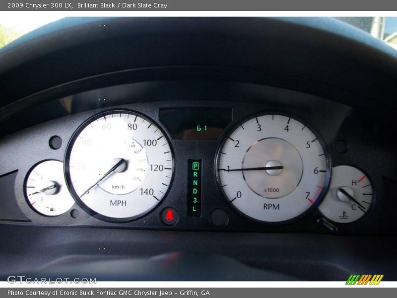 Brilliant Black / Dark Slate Gray 2009 Chrysler 300 LX