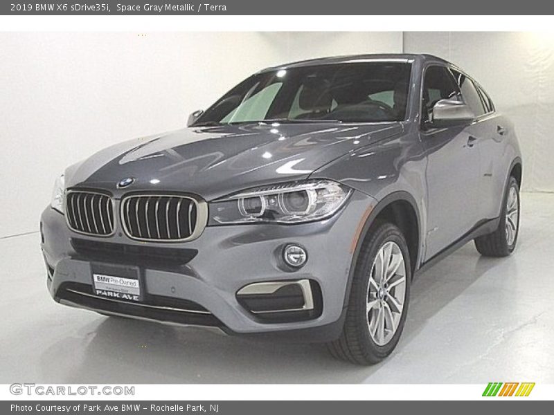Space Gray Metallic / Terra 2019 BMW X6 sDrive35i