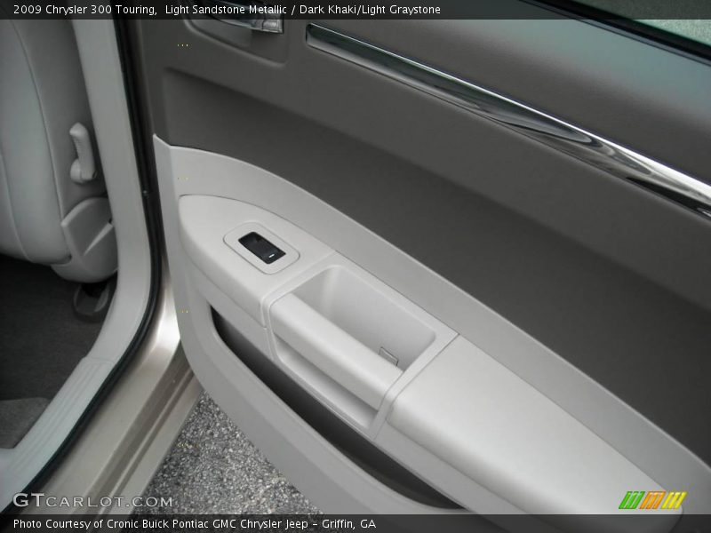Light Sandstone Metallic / Dark Khaki/Light Graystone 2009 Chrysler 300 Touring