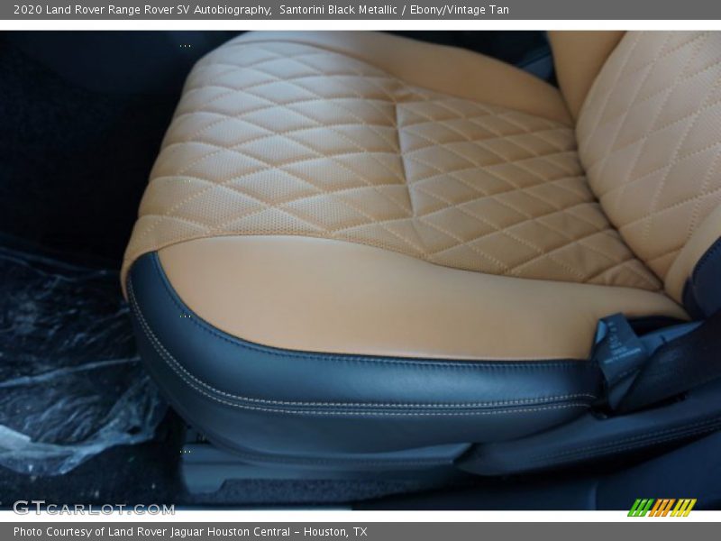 Front Seat of 2020 Range Rover SV Autobiography