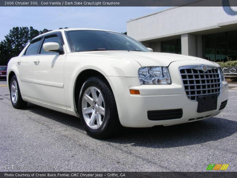 Cool Vanilla / Dark Slate Gray/Light Graystone 2006 Chrysler 300