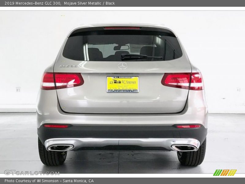 Mojave Silver Metallic / Black 2019 Mercedes-Benz GLC 300