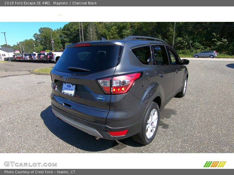 Magnetic / Charcoal Black 2018 Ford Escape SE 4WD