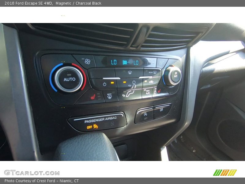 Magnetic / Charcoal Black 2018 Ford Escape SE 4WD