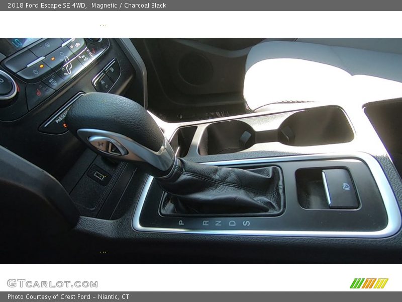 Magnetic / Charcoal Black 2018 Ford Escape SE 4WD