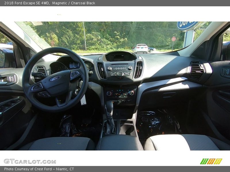Magnetic / Charcoal Black 2018 Ford Escape SE 4WD