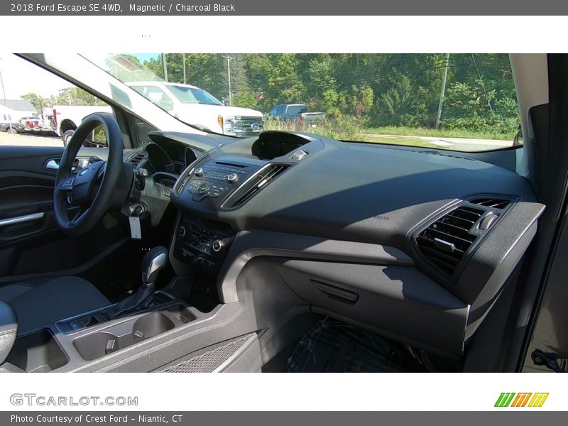 Magnetic / Charcoal Black 2018 Ford Escape SE 4WD