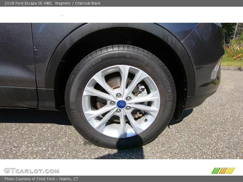 Magnetic / Charcoal Black 2018 Ford Escape SE 4WD