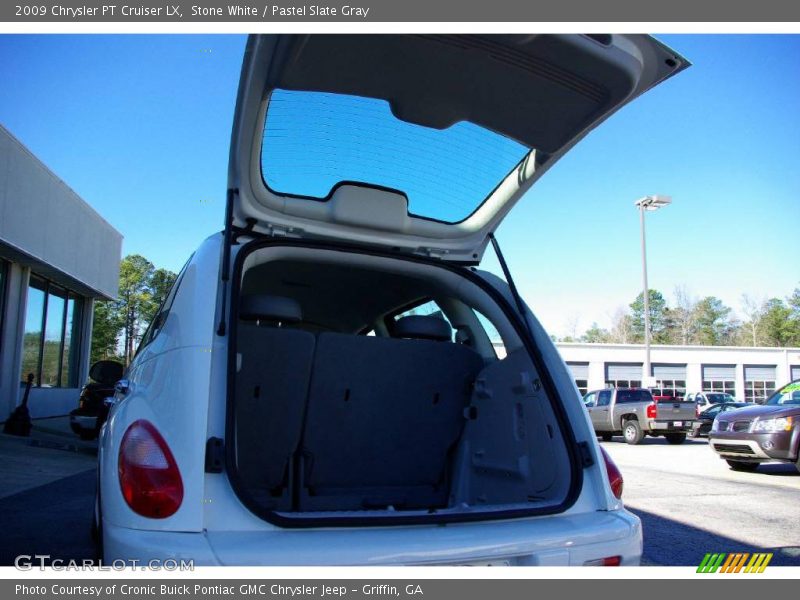 Stone White / Pastel Slate Gray 2009 Chrysler PT Cruiser LX