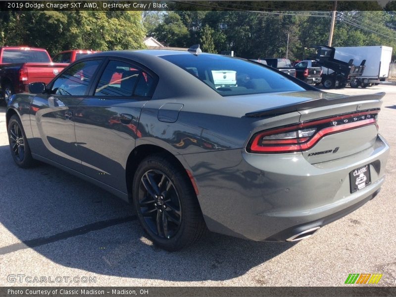 Destroyer Gray / Black 2019 Dodge Charger SXT AWD