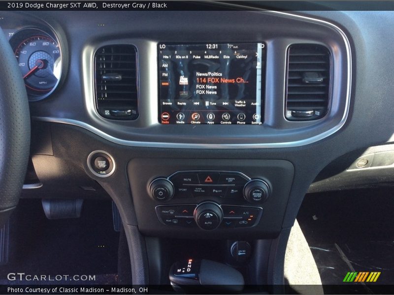 Destroyer Gray / Black 2019 Dodge Charger SXT AWD