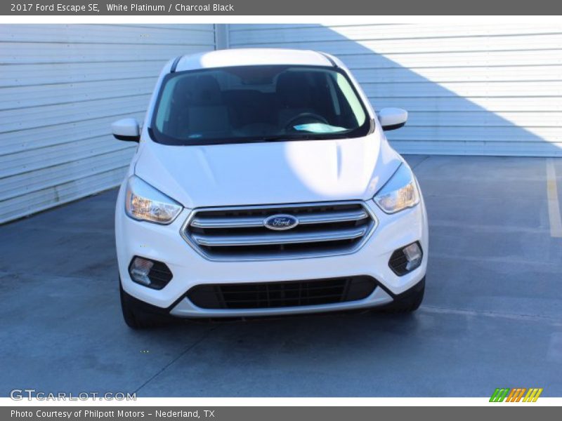 White Platinum / Charcoal Black 2017 Ford Escape SE