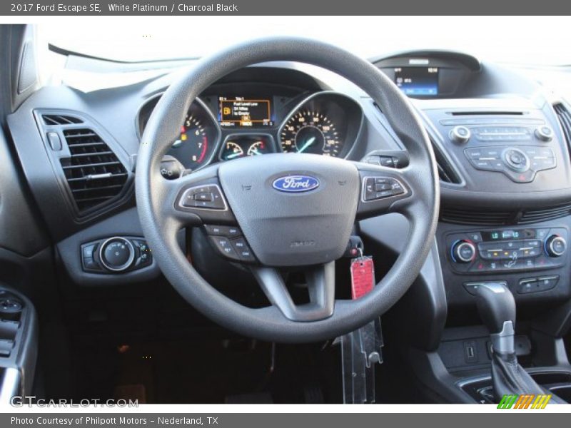 White Platinum / Charcoal Black 2017 Ford Escape SE