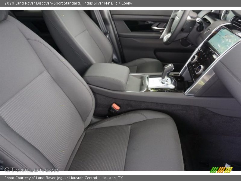 Indus Silver Metallic / Ebony 2020 Land Rover Discovery Sport Standard