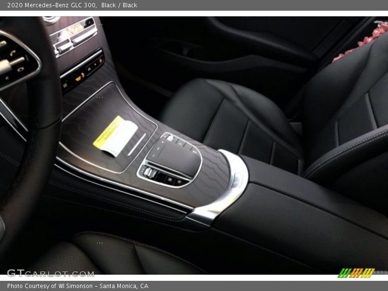 Black / Black 2020 Mercedes-Benz GLC 300