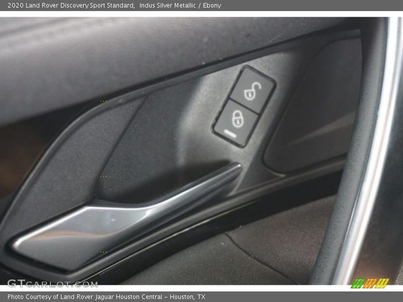 Indus Silver Metallic / Ebony 2020 Land Rover Discovery Sport Standard
