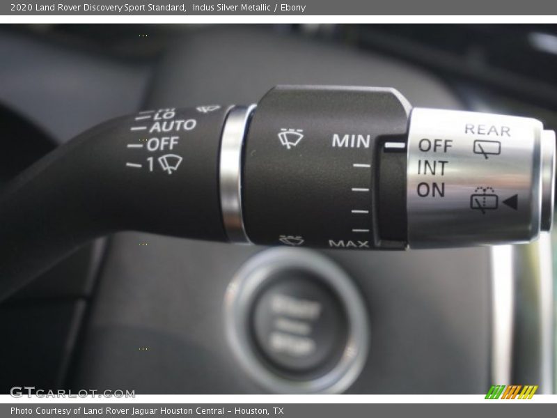 Indus Silver Metallic / Ebony 2020 Land Rover Discovery Sport Standard