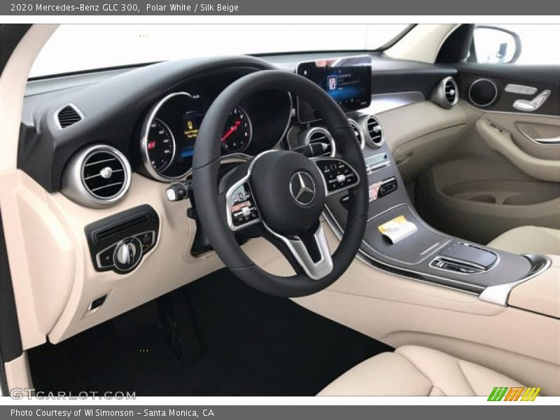 Polar White / Silk Beige 2020 Mercedes-Benz GLC 300