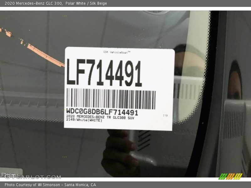 Polar White / Silk Beige 2020 Mercedes-Benz GLC 300