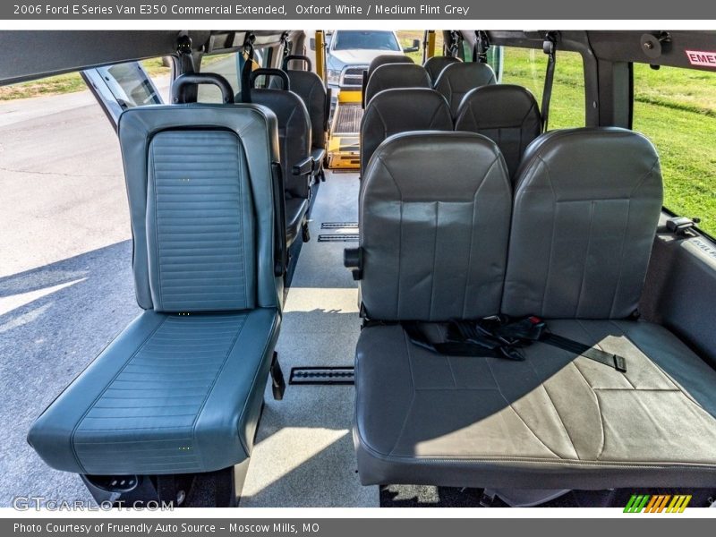 Oxford White / Medium Flint Grey 2006 Ford E Series Van E350 Commercial Extended