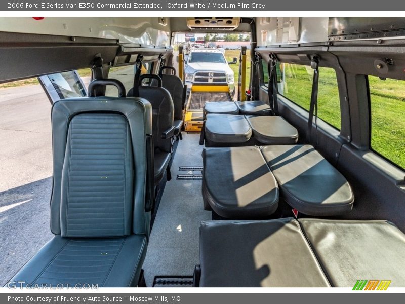 Oxford White / Medium Flint Grey 2006 Ford E Series Van E350 Commercial Extended