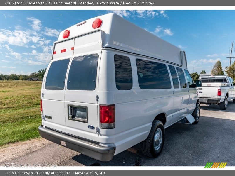 Oxford White / Medium Flint Grey 2006 Ford E Series Van E350 Commercial Extended