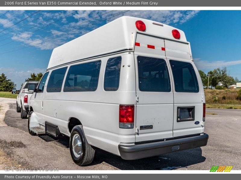 Oxford White / Medium Flint Grey 2006 Ford E Series Van E350 Commercial Extended