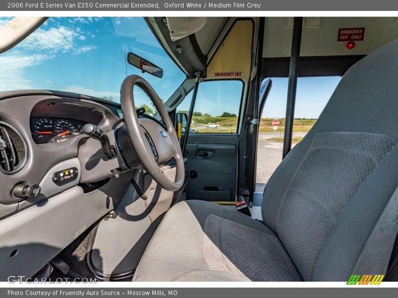 Oxford White / Medium Flint Grey 2006 Ford E Series Van E350 Commercial Extended