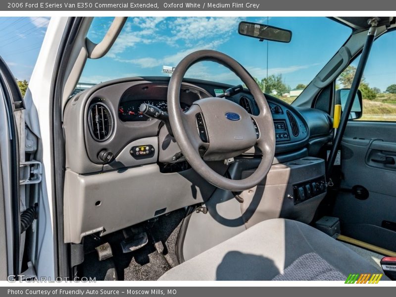 Oxford White / Medium Flint Grey 2006 Ford E Series Van E350 Commercial Extended