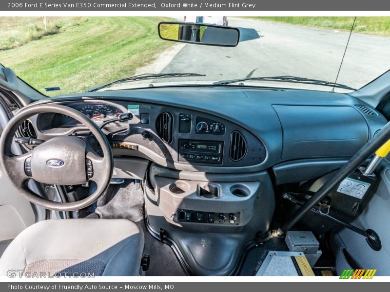 Oxford White / Medium Flint Grey 2006 Ford E Series Van E350 Commercial Extended
