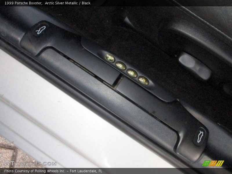 Arctic Silver Metallic / Black 1999 Porsche Boxster